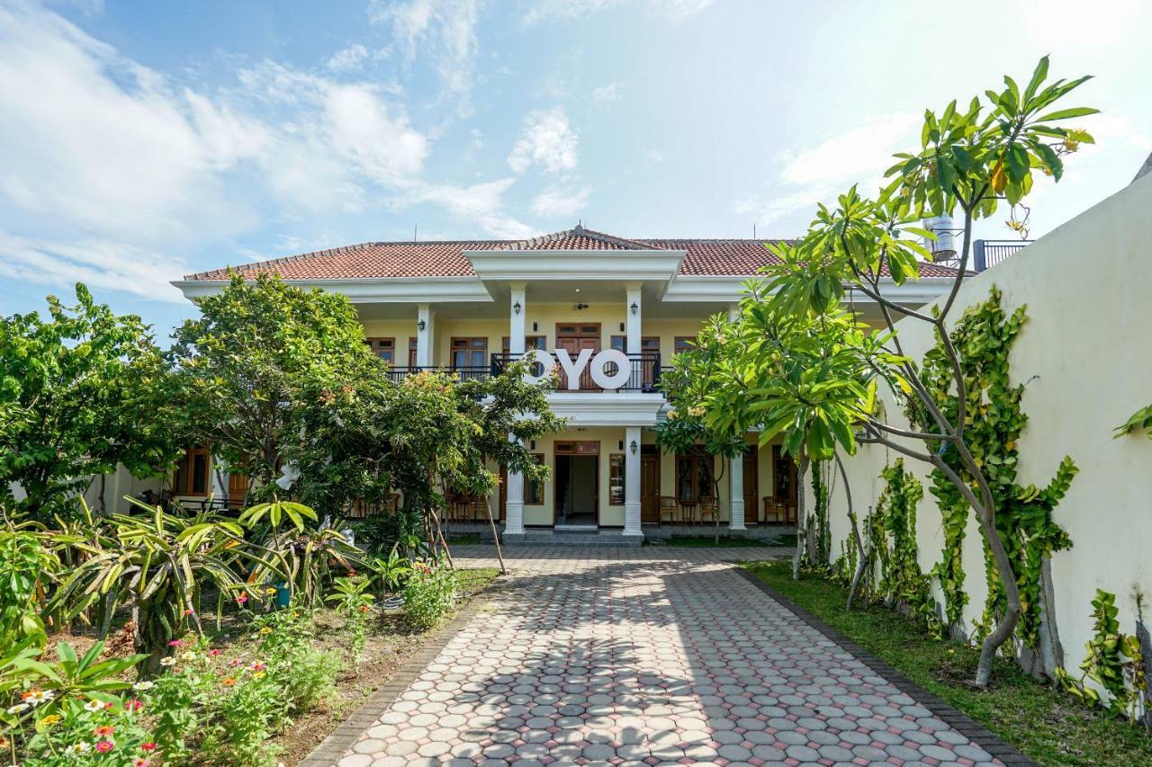 Oyo 522 Majapahit Homestay Syariah 2 Баньюванги Экстерьер фото